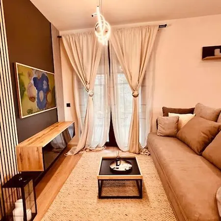 Design Lux 2 Bedroom