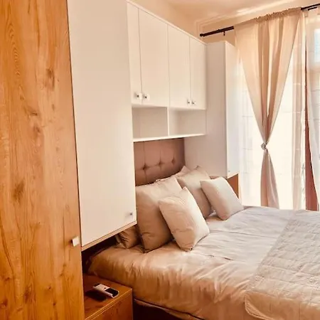 Design Lux 2 Bedroom Daire *